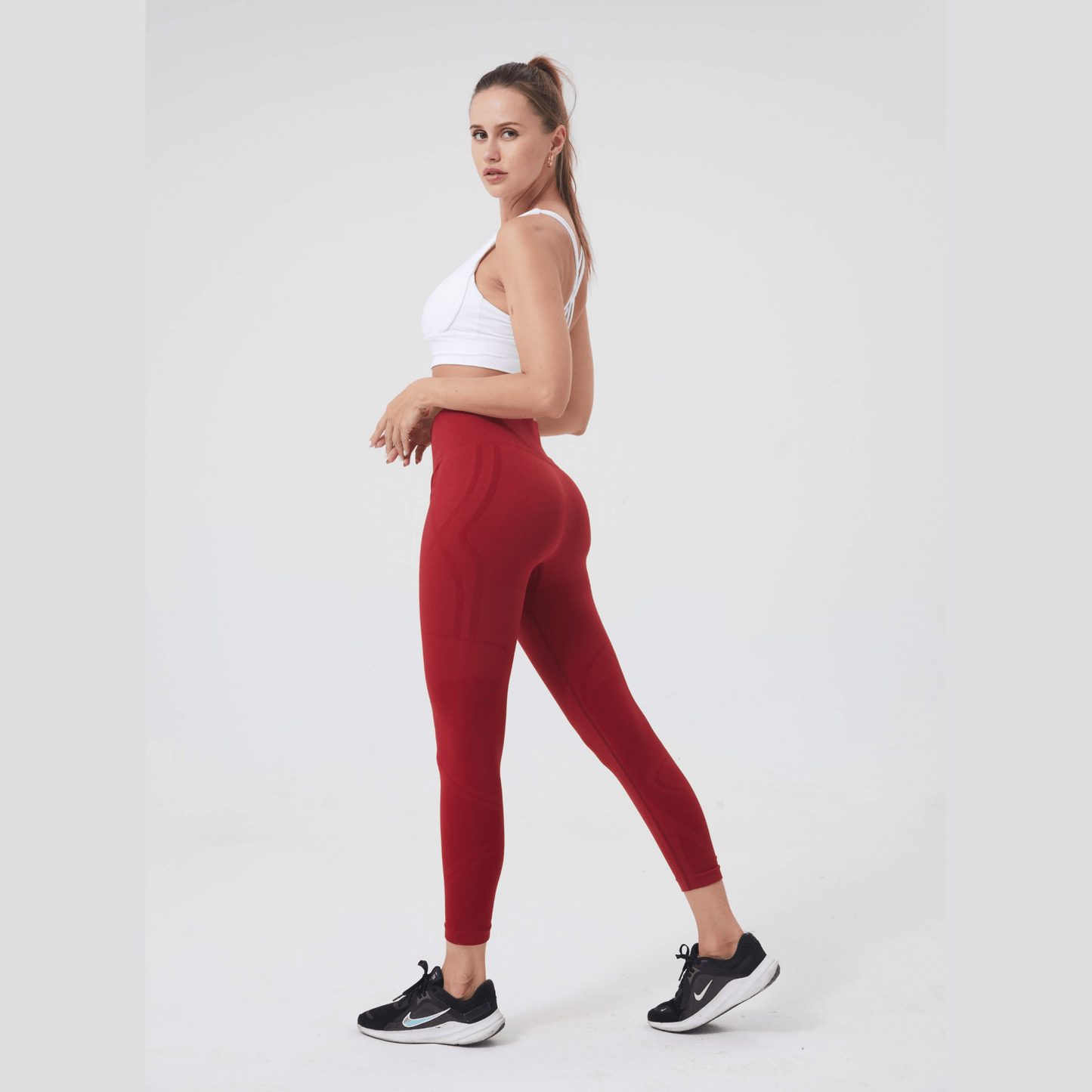 Nowość! Leginsy o potrójnym działaniu na lipodemię, cellulit i żylaki TightTonic™